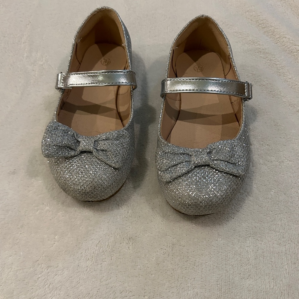 Chic Silver Glitter Mary Jane Dress Shoes for Kids